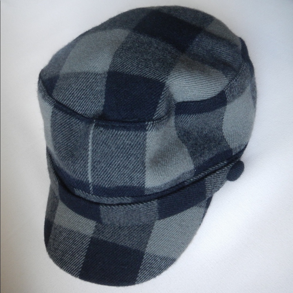 Buffalo plaid hat